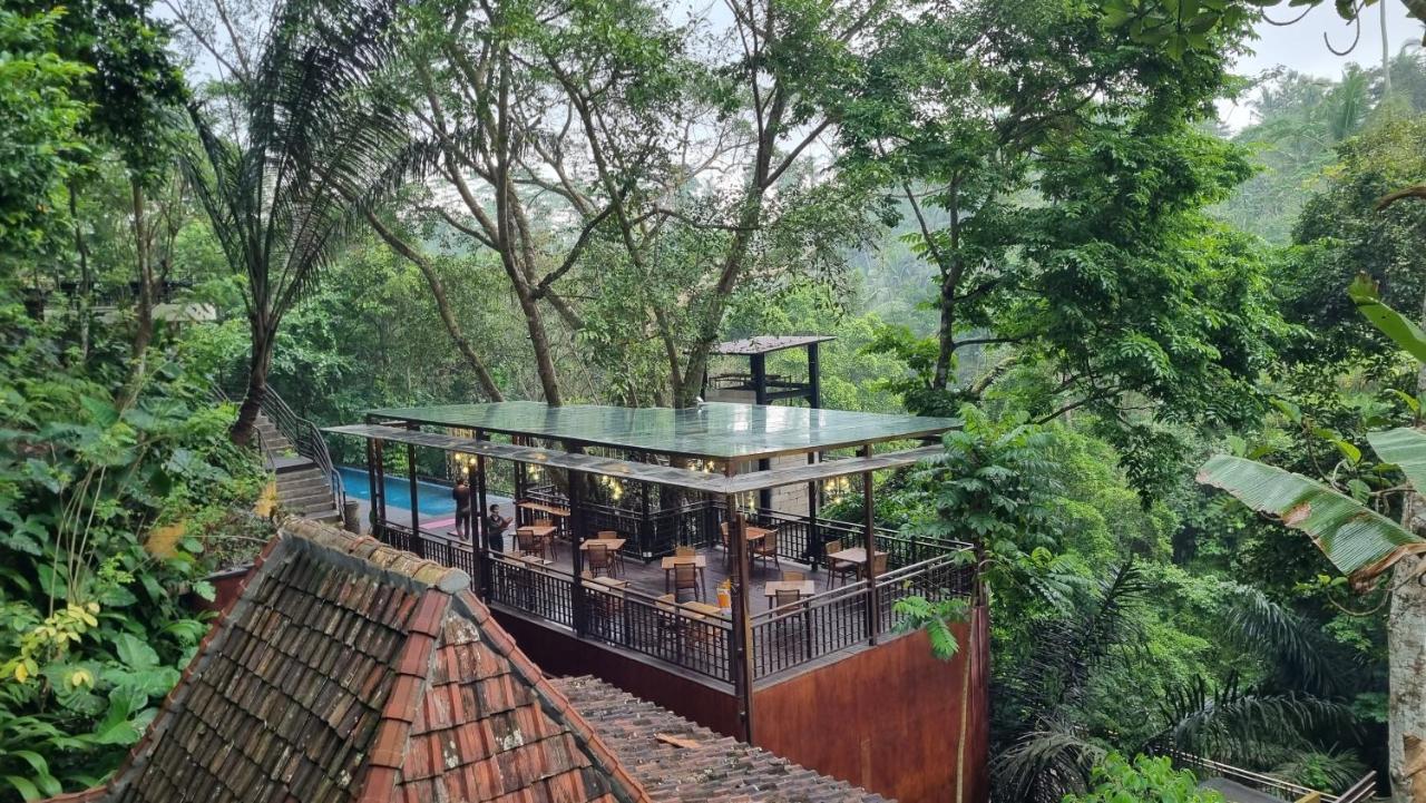 The Sebali Resort Убуд Экстерьер фото The Glasshouse