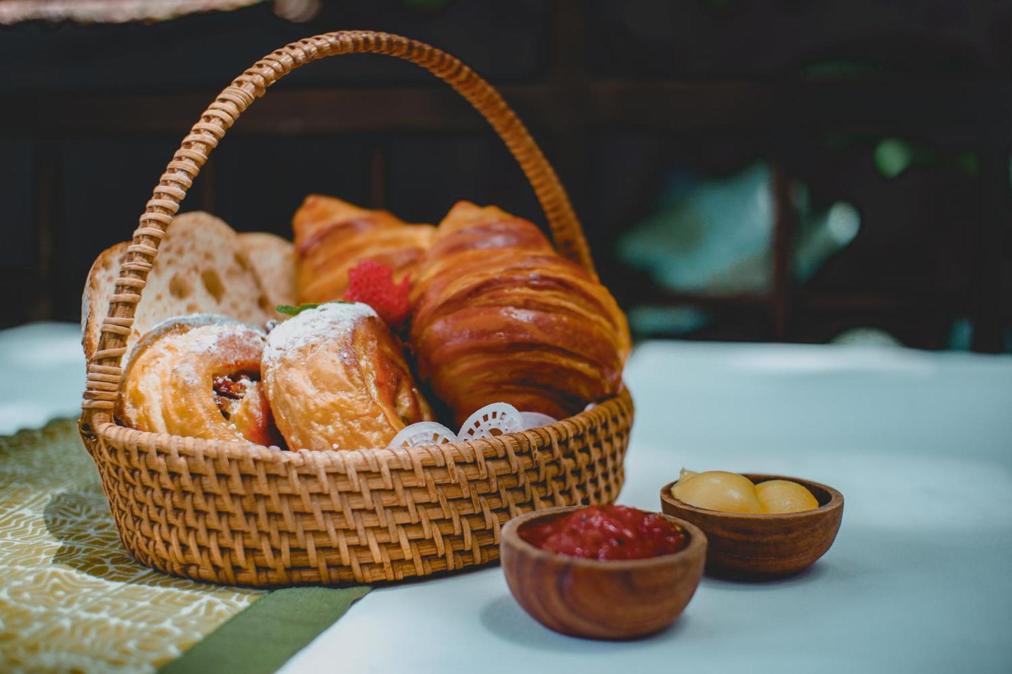 The Sebali Resort Убуд Экстерьер фото A bread basket